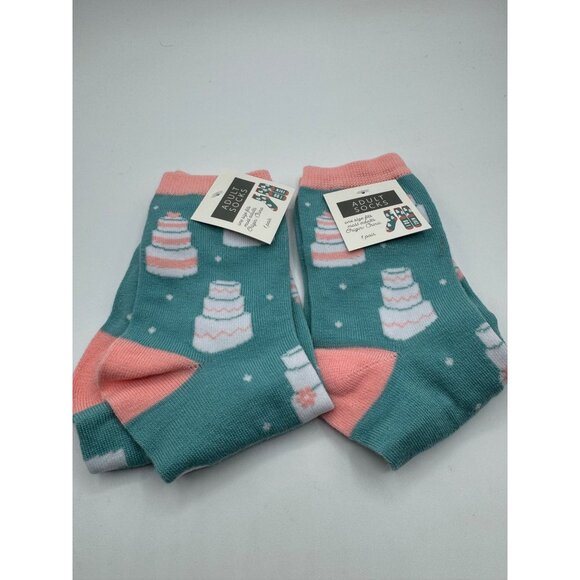 NEW 2 I do Crew Quarter Length Socks Gift Adult One Size OSFM - Picture 1 of 3